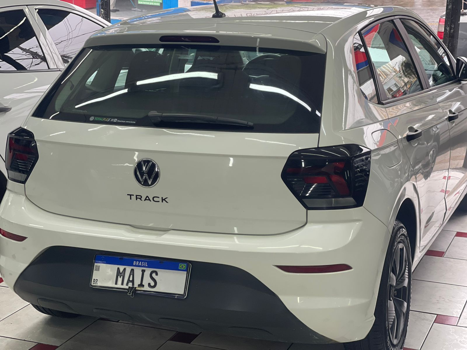 WhatsApp Image 2025-10-27 at 13.21.31 (3).jpeg